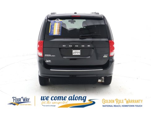 Used 2017 Dodge Grand Caravan SXT image 6