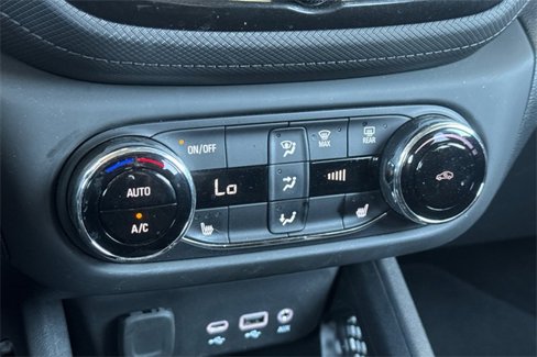 Used 2022 Chevrolet TrailBlazer LT w/ Convenience Package image 28