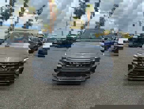 New 2025 Hyundai Elantra Sport image 9