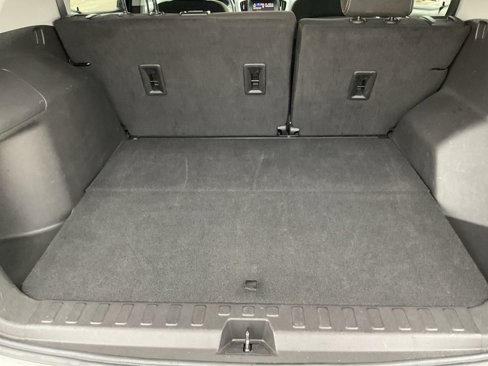 Used 2024 GMC Terrain SLE image 30