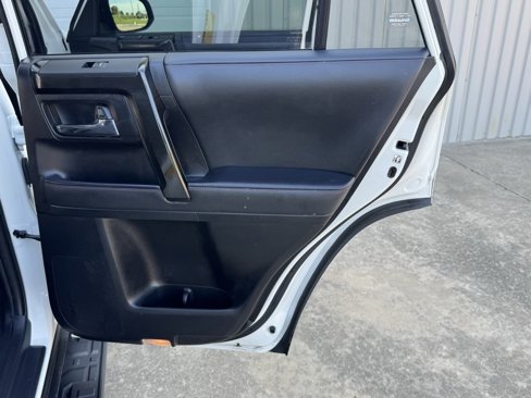Used 2022 Toyota 4Runner TRD Off-Road image 41