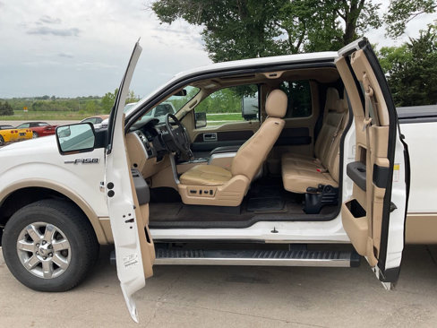 Used 2013 Ford F150 Lariat w/ Luxury Equipment Group image 12