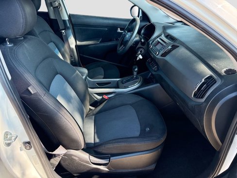 Used 2015 Kia Sportage LX image 25