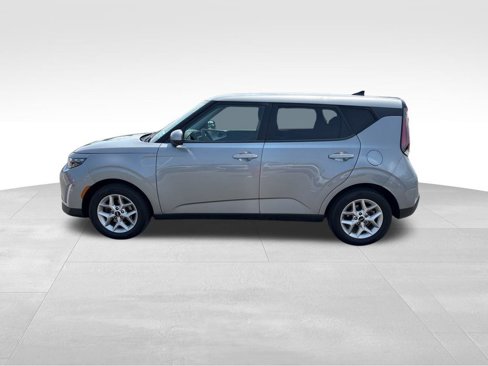 Certified 2023 Kia Soul LX w/ LX Technology Package image 12