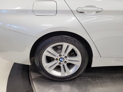 Used 2017 BMW 330i xDrive Sedan image 42