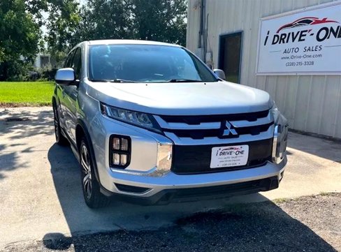Used 2020 Mitsubishi Outlander Sport AWD image 2