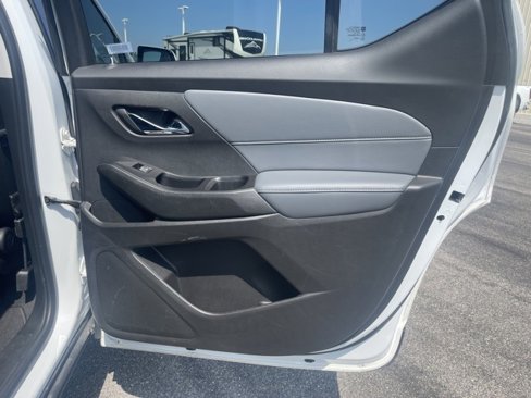 Used 2018 Chevrolet Traverse LT image 15