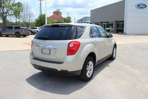 Used 2015 Chevrolet Equinox LT w/ Driver Convenience Package image 9