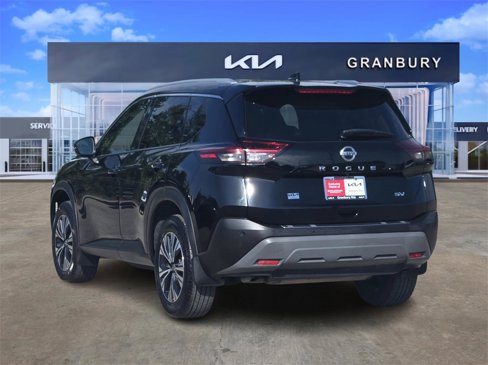 Used 2021 Nissan Rogue SV w/ Premium Package image 4