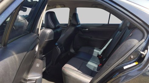 Used 2015 Toyota Camry SE image 30
