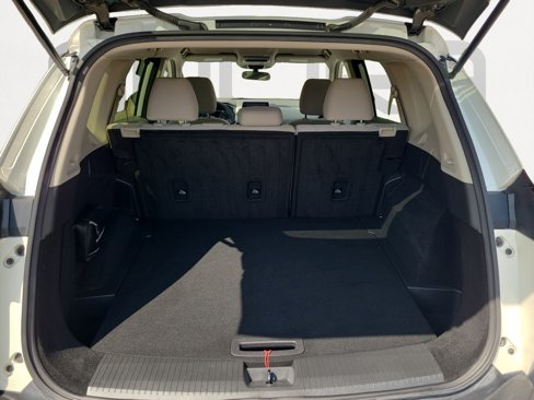 Used 2023 Nissan Rogue SV image 12