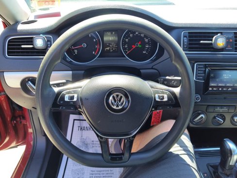 Used 2017 Volkswagen Jetta S image 26