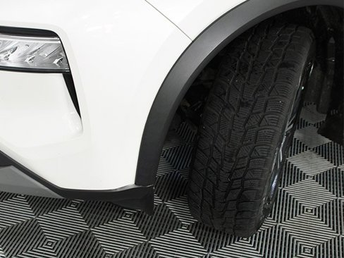 Used 2021 Nissan Rogue SV w/ Premium Package image 18