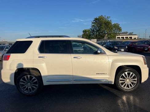 Used 2017 GMC Terrain Denali image 8