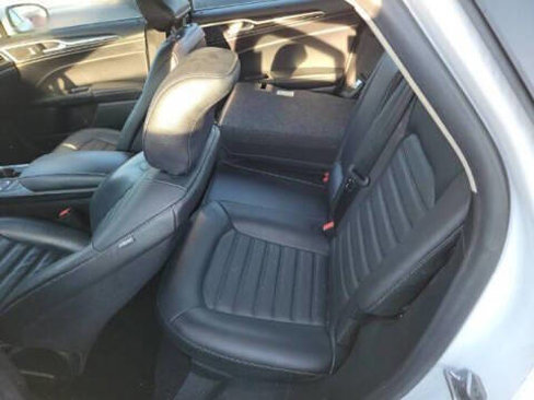 Used 2018 Ford Fusion SE w/ Equipment Group 602A image 3