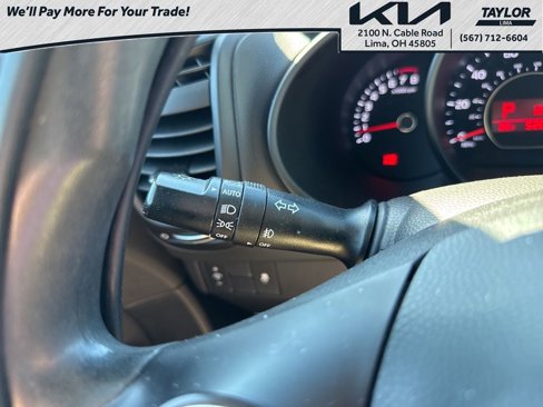 Used 2016 Kia Soul + image 22
