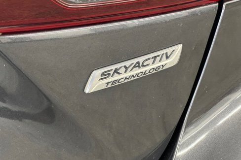 Used 2016 MAZDA MAZDA3 i Touring w/ Popular Equipment Package image 24