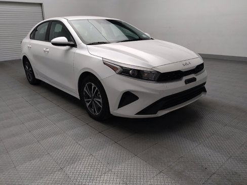 Used 2024 Kia Forte LXS image 13