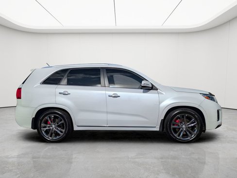 Used 2014 Kia Sorento SX w/ 3rd Row Package image 8