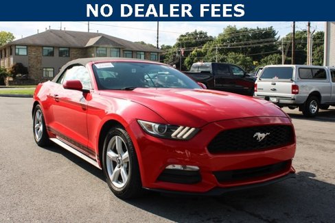Used 2016 Ford Mustang Convertible image 2
