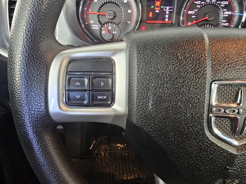 Used 2013 Dodge Charger SE image 26