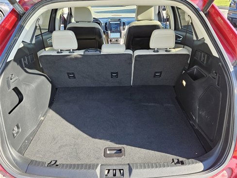 Used 2021 Ford Edge Titanium w/ Equipment Group 301A image 12