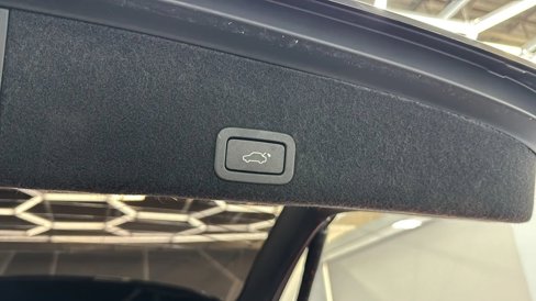 Used 2016 Volvo XC60 T5 image 21