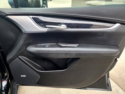 Used 2023 Cadillac XT5 Premium Luxury image 29
