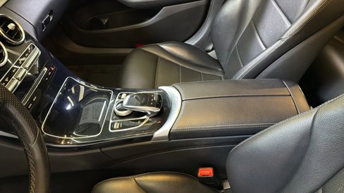 Used 2015 Mercedes-Benz C 300 4MATIC Sedan image 12