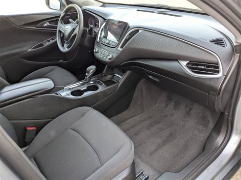 Used 2024 Chevrolet Malibu LT image 29
