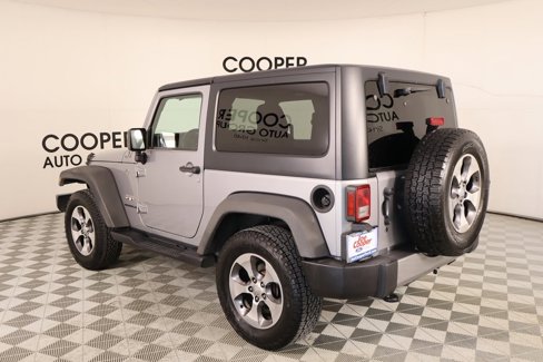 Used 2016 Jeep Wrangler Sahara image 20