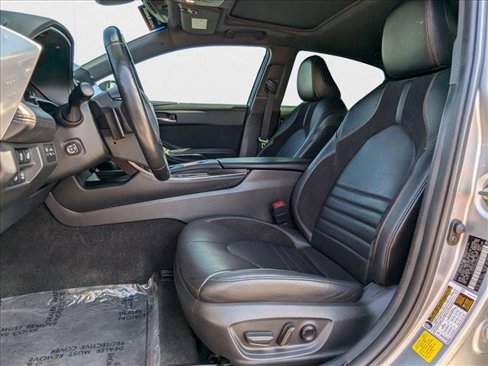 Used 2020 Toyota Avalon Touring image 11