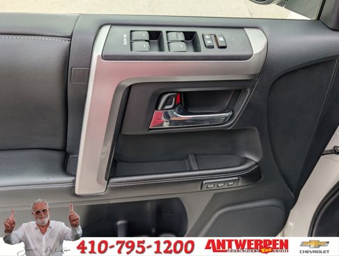 Used 2015 Toyota 4Runner Limited image 18
