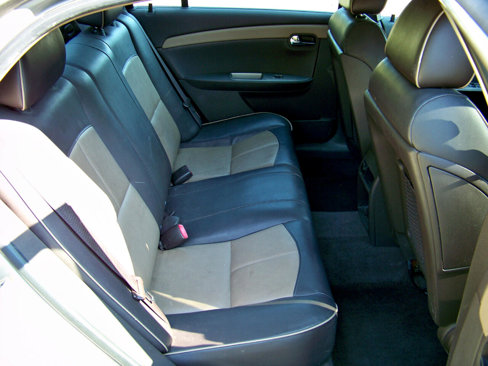 Used 2009 Chevrolet Malibu LTZ image 17