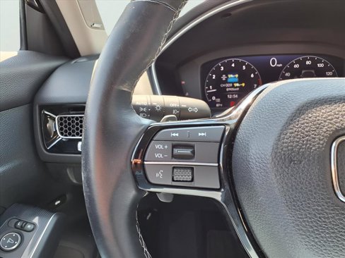 Used 2022 Honda Civic Touring image 32