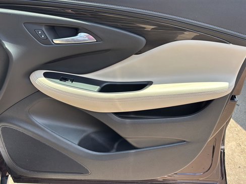 Certified 2020 Buick Envision Essence image 24
