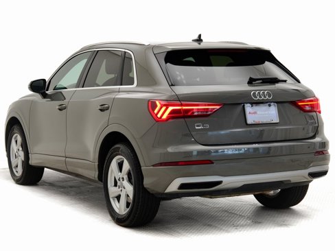 Used 2020 Audi Q3 2.0T Premium Plus w/ Premium Plus Package image 29