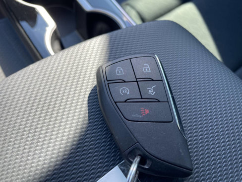 Used 2025 Chevrolet Equinox LT w/ Convenience Package II image 28