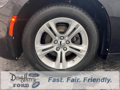 Used 2020 Dodge Charger SXT image 19