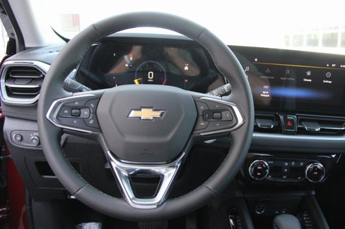 New 2025 Chevrolet TrailBlazer LT w/ Convenience Package image 25