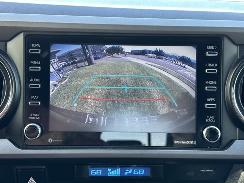 Used 2021 Toyota Tacoma TRD Off-Road w/ Technology Package image 30