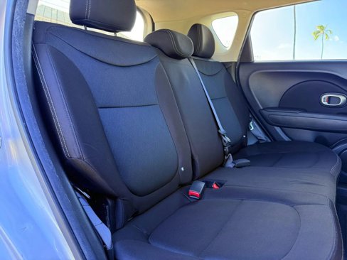 Used 2016 Kia Soul image 12