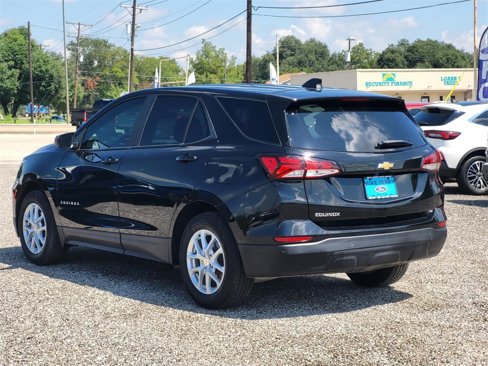 Used 2024 Chevrolet Equinox LS w/ LS Convenience Package image 4