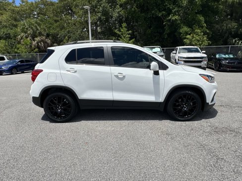 Used 2022 Chevrolet Trax LT w/ Sport Edition image 11