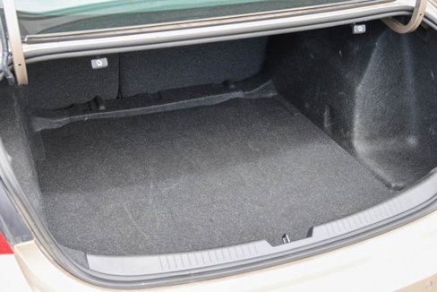 Used 2025 Chevrolet Malibu LT image 8