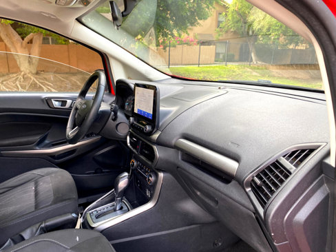 Used 2020 Ford EcoSport SE w/ SE Convenience Package image 54