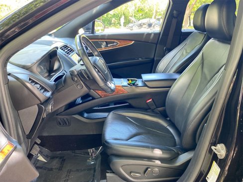 Used 2019 Lincoln Nautilus Reserve image 31