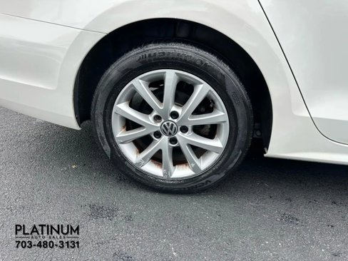 Used 2012 Volkswagen Jetta SE image 19