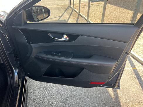 Used 2023 Kia Forte GT image 28