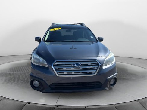 Used 2016 Subaru Outback 2.5i Premium image 8